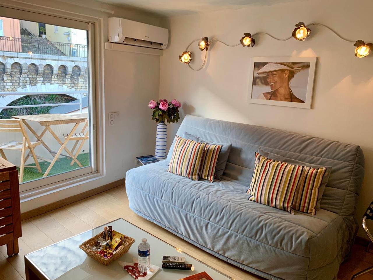 Residences Cresci Канны Экстерьер фото